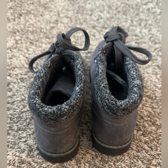 Booties - Picture 3 of 4